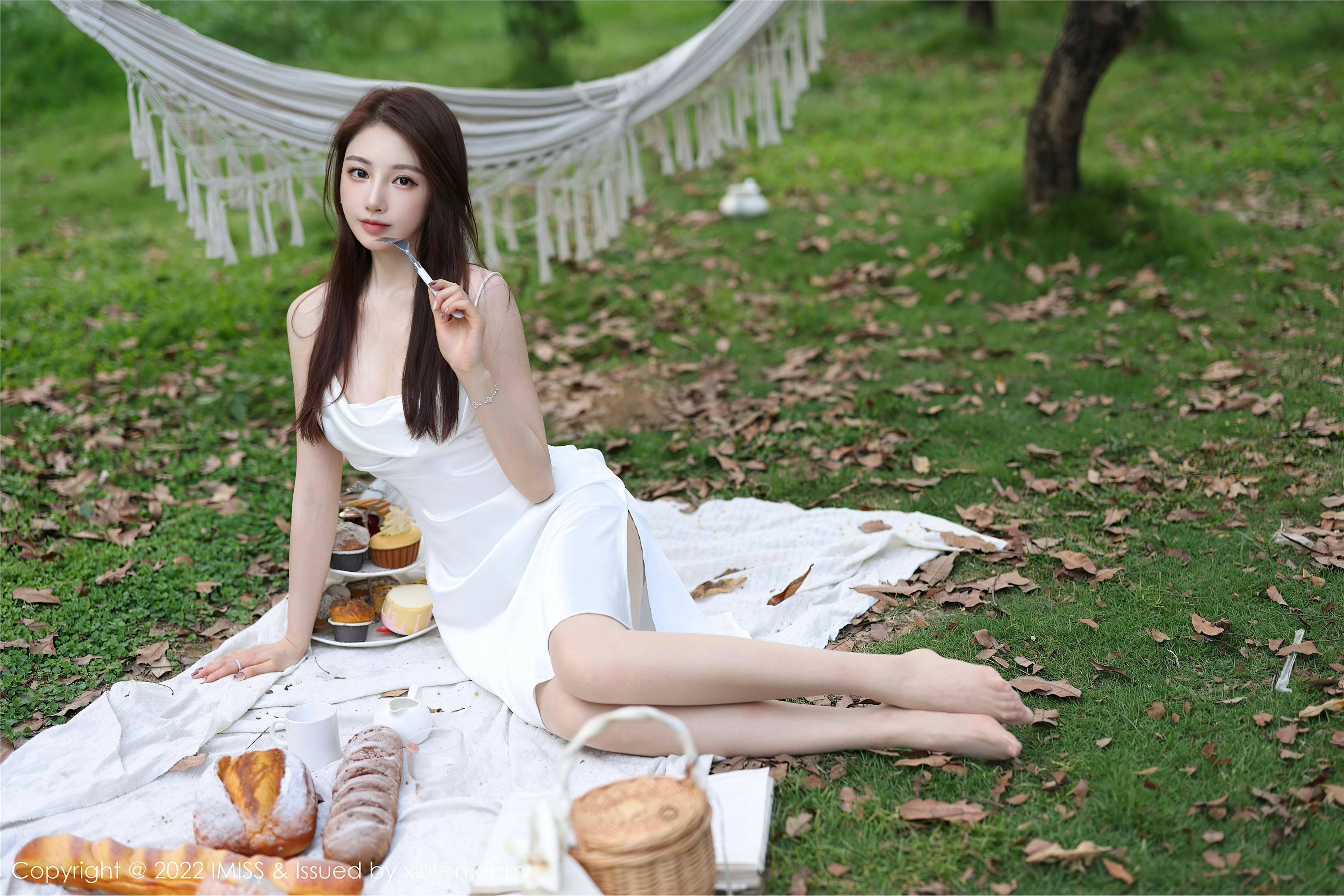 IMiss爱蜜社 2022.05.17 Vol.682 刘奕宁